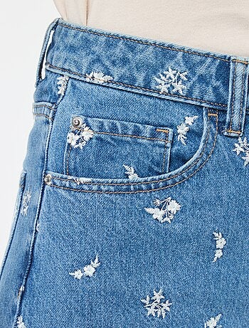 Vaquero regular con líneas de algodón