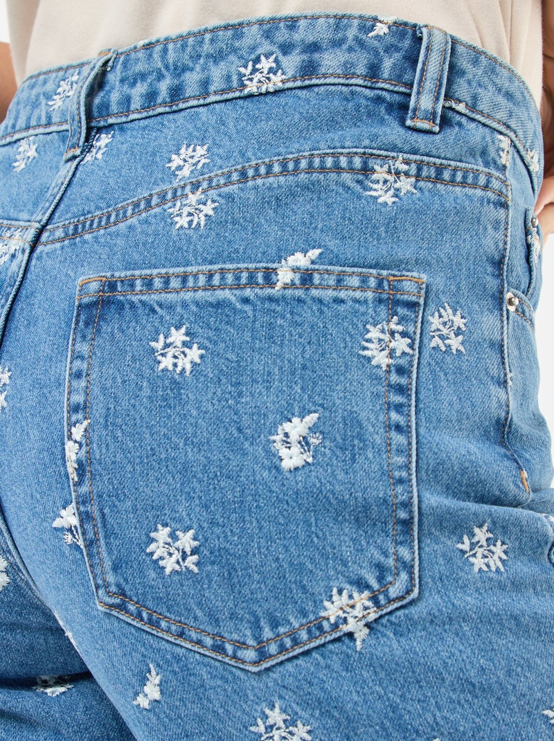 Vaquero regular bordado Azul - Kiabi