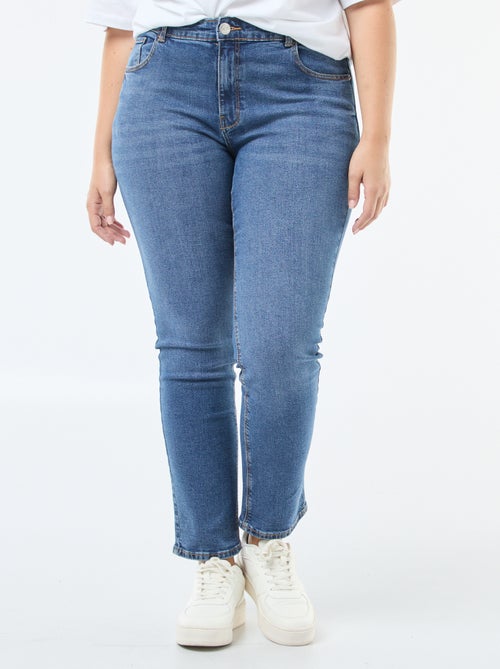 Vaquero regular con 5 bolsillos L30 - Kiabi