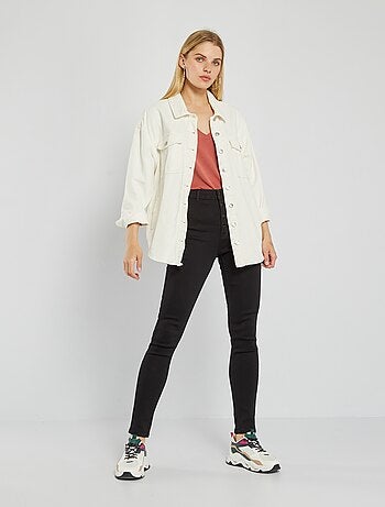 Vaquero skinny con bragueta abotonada - Kiabi