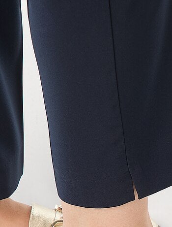 Vaquero skinny fit/corte muy entallado con cintura elástica