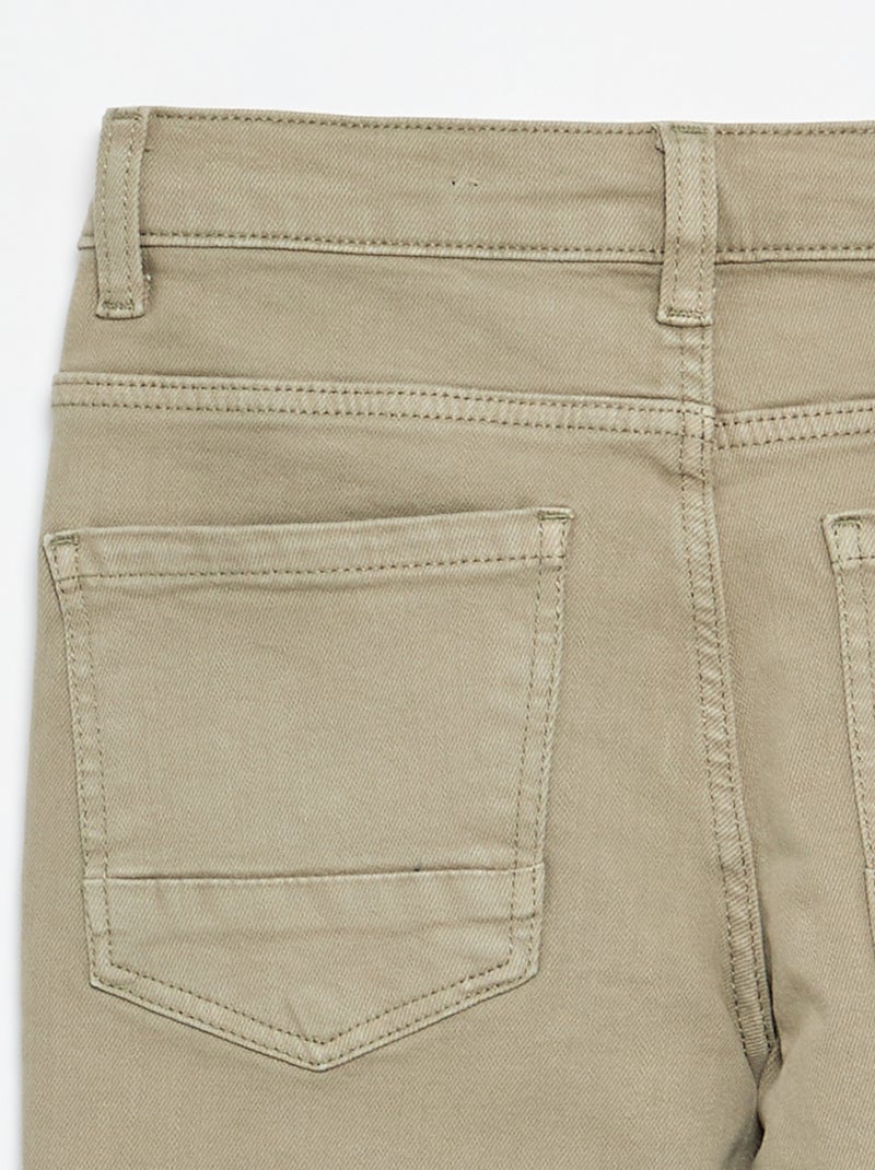 Vaquero slim con 5 bolsillos Kaki - Kiabi