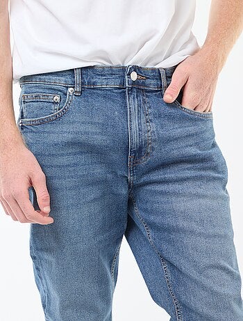Vaquero slim con 5 bolsillos