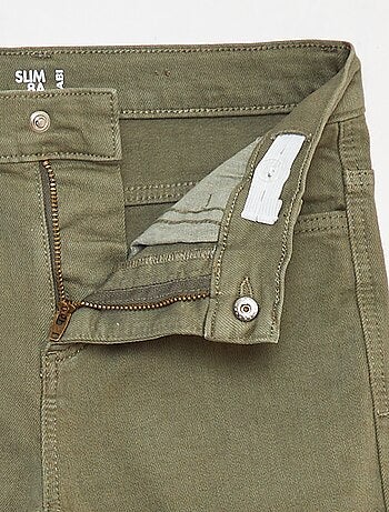 Vaquero slim con 5 bolsillos