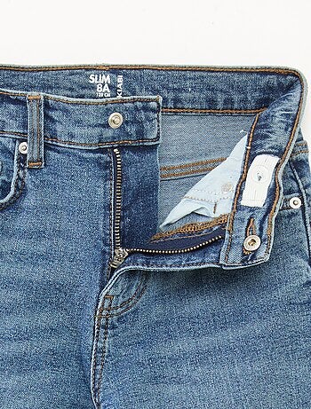 Vaquero slim con cintura ajustable