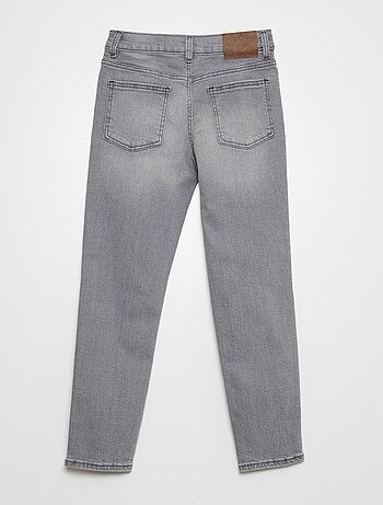 Vaquero slim con cintura ajustable