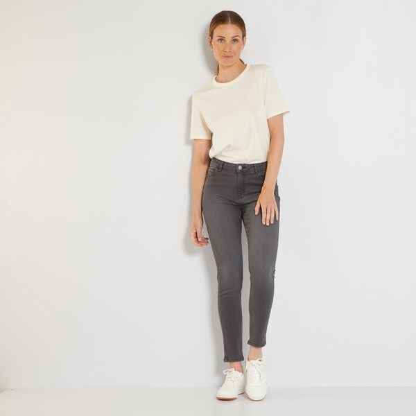 Vaquero slim L32 eco-concepción Mujer talla 34 a 48 - GRIS - Kiabi - 15,00€