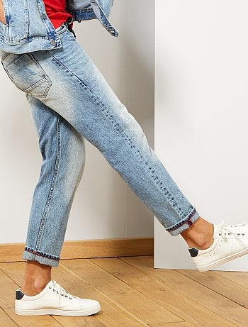 Vaquero tapered con cinturón de cordón - Kiabi