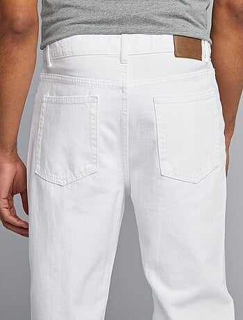 Vaquero tapered slim ahusado 5 bolsillos