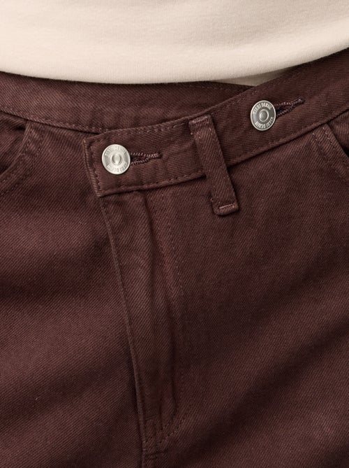 Vaquero wide con tapeta de botones descentrada - Kiabi Vaquero wide con tapeta de botones descentrada - Kiabi