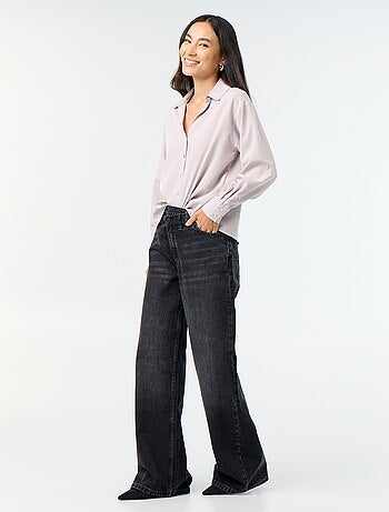 Vaquero wide con tapeta de botones descentrada