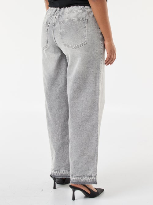 Vaquero wide leg con bajos deshilachados - Kiabi