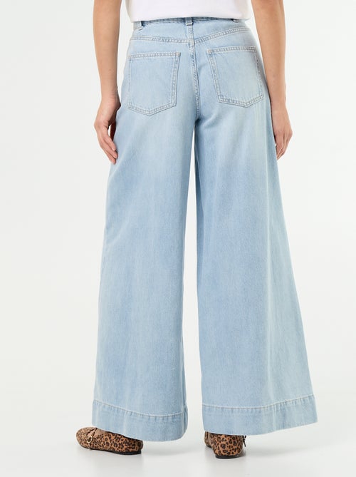 Vaquero wide leg con bolsillos recortados - Kiabi Vaquero wide leg con bolsillos recortados - Kiabi