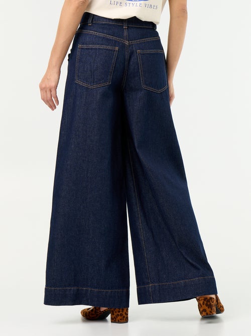 Vaquero wide leg con bolsillos recortados - Kiabi Vaquero wide leg con bolsillos recortados - Kiabi