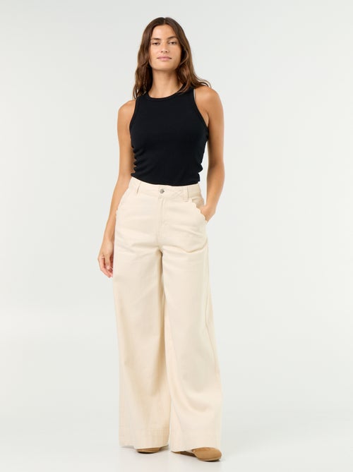 Vaquero wide leg con bolsillos recortados - Kiabi Vaquero wide leg con bolsillos recortados - Kiabi