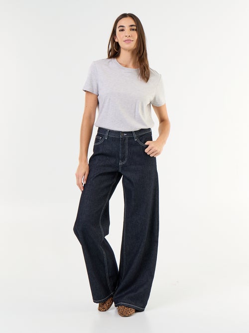 Vaquero wide leg con estrellas bordadas en los bolsillos traseros - Kiabi