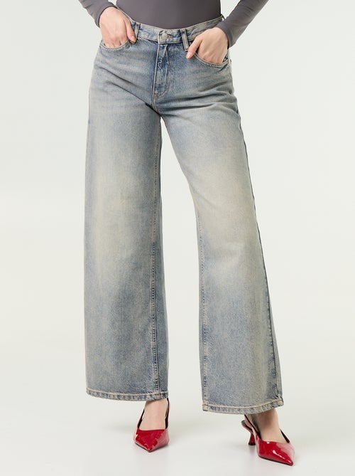 Vaquero wide leg con estrellas bordadas en los bolsillos traseros - Kiabi