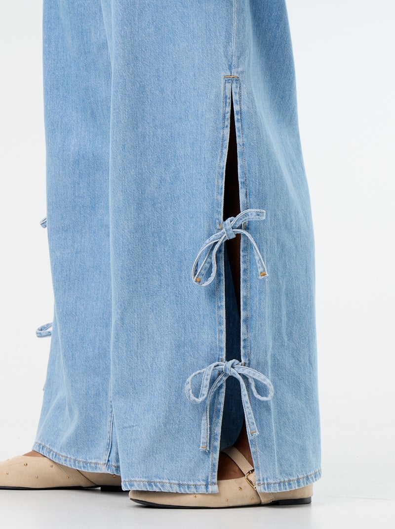 Vaquero wide leg con lazos fantasía en los laterales Azul - Kiabi
