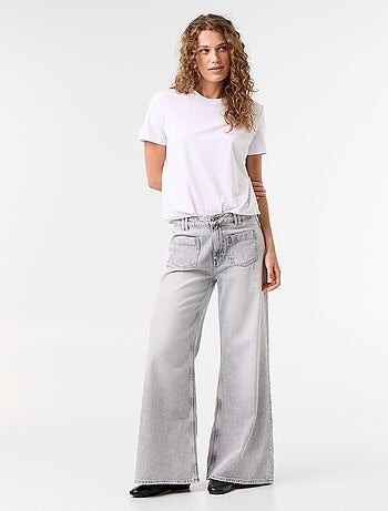 Vaquero wide leg / corte ancho con bolsillos de parche