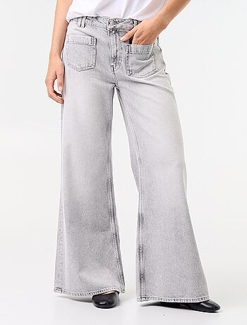 Vaquero wide leg / corte ancho con bolsillos de parche