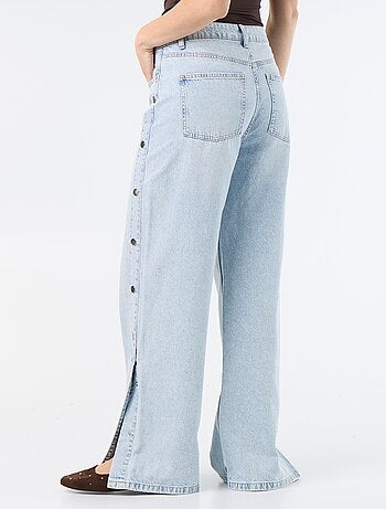 Vaquero wide leg / corte ancho con botones a presión decorativos en los laterales