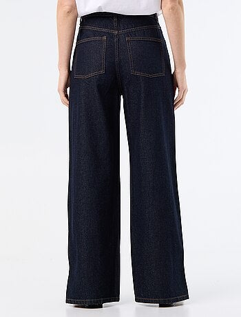 Vaquero wide leg / corte ancho con botones a presión decorativos en los laterales