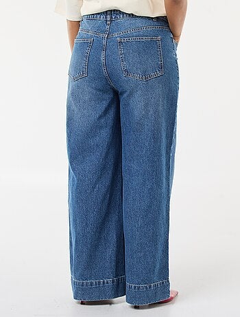 Vaquero wide leg de tiro alto con pinzas delanteras