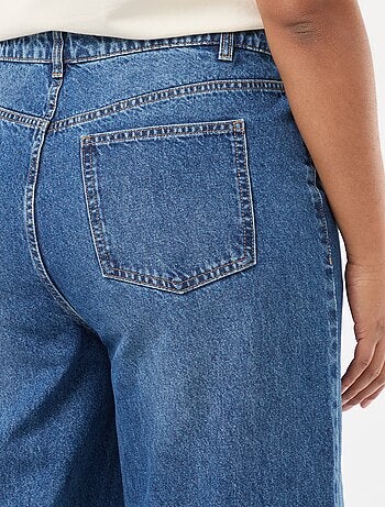 Vaquero wide leg de tiro alto con pinzas delanteras