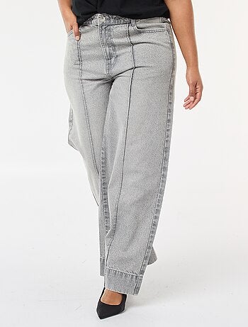 Vaquero wide leg de tiro alto con pinzas delanteras