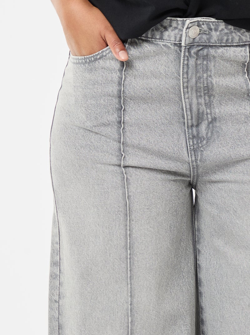 Vaquero wide leg de tiro alto con pinzas delanteras Gris - Kiabi