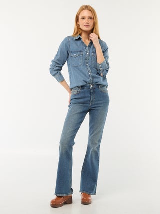 Vaqueros corte flare/bootcut de talle alto