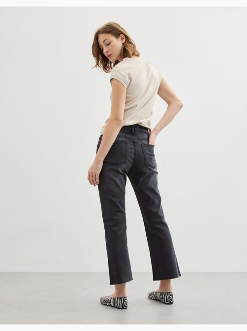 Vaqueros 'Cortos de Campana', MO Fashion - Kiabi
