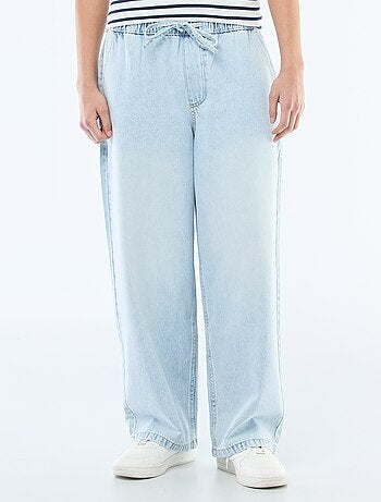 Vaqueros de corte ancho con cintura elástica