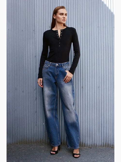 Vaqueros de denim de algodón de tiro alto y pernera ancha dilvin - Kiabi Vaqueros de denim de algodón de tiro alto y pernera ancha dilvin - Kiabi