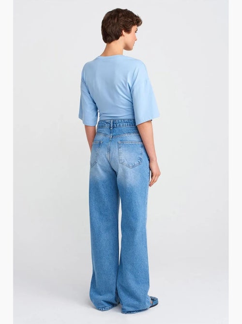Vaqueros de denim de algodón de tiro alto y pernera ancha dilvin - Kiabi Vaqueros de denim de algodón de tiro alto y pernera ancha dilvin - Kiabi