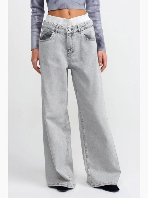 Vaqueros de denim de algodón de tiro alto y pernera ancha dilvin - Kiabi Vaqueros de denim de algodón de tiro alto y pernera ancha dilvin - Kiabi