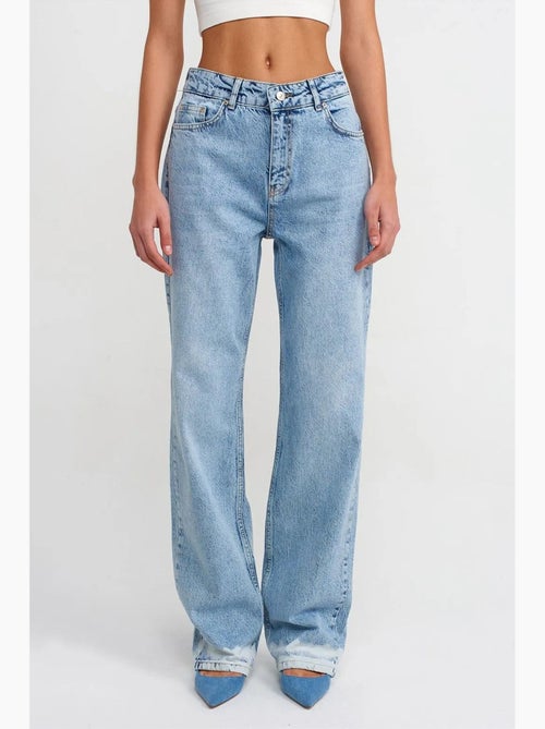 Vaqueros de denim de algodón de tiro alto y pierna recta dilvin - Kiabi Vaqueros de denim de algodón de tiro alto y pierna recta dilvin - Kiabi