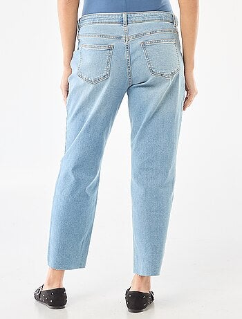 Vaqueros de maternidad corte mom