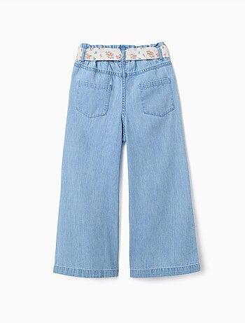 Vaqueros de pierna ancha con cinturón floral