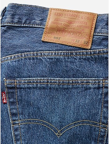 Vaqueros en una caja - Levi's