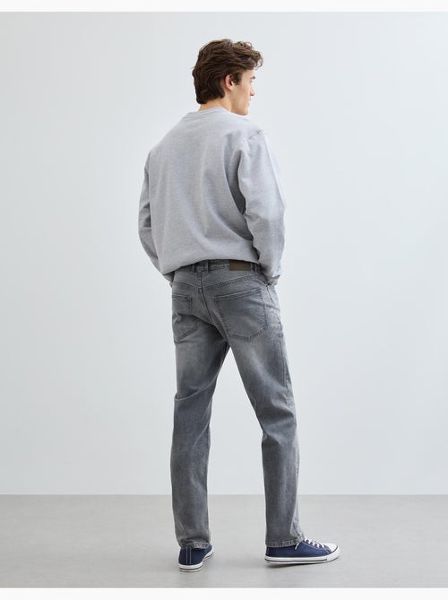 Vaqueros 'Tapered Fit', MO Fashion - Kiabi Vaqueros 'Tapered Fit', MO Fashion - Kiabi