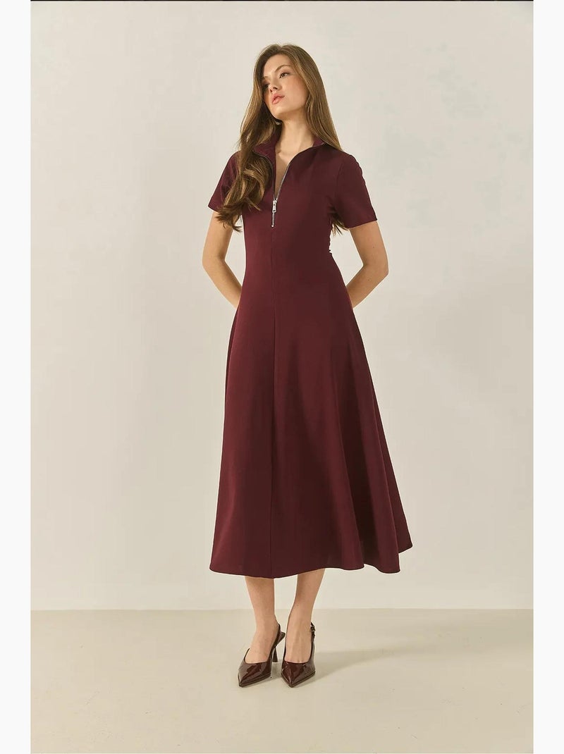 Vestido acampanado de manga corta con cintura ajustada y cremallera frontal de bianco lucci Rojo burdeos - Kiabi