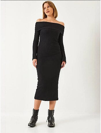 Vestido acanalado con mangas acampanadas y cuello madonna lucci