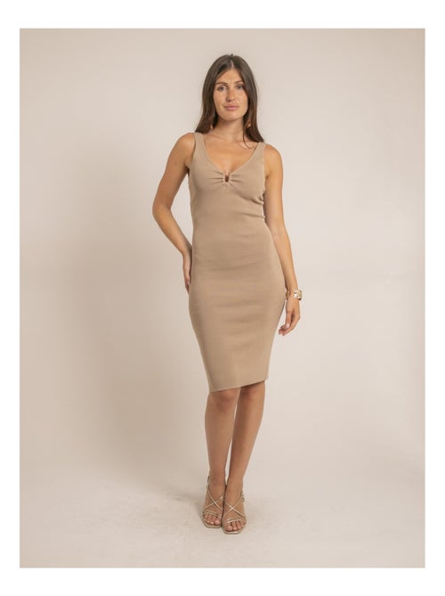 Vestido ajustado liso IKENIA - Kiabi Vestido ajustado liso IKENIA - Kiabi