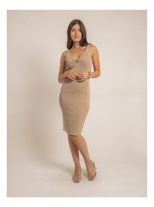 Vestido ajustado liso IKENIA - Kiabi Vestido ajustado liso IKENIA - Kiabi