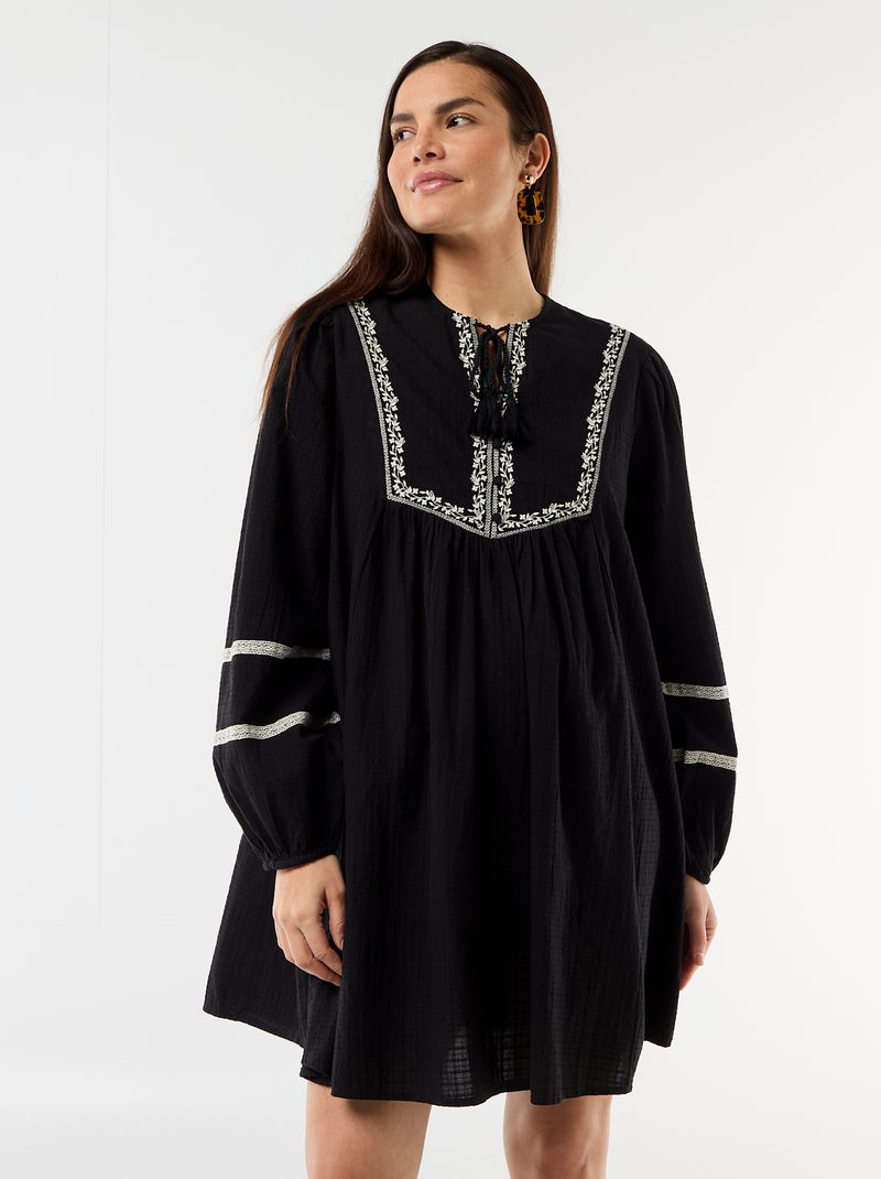 Vestido amplio de maternidad con bordados Negro - Kiabi