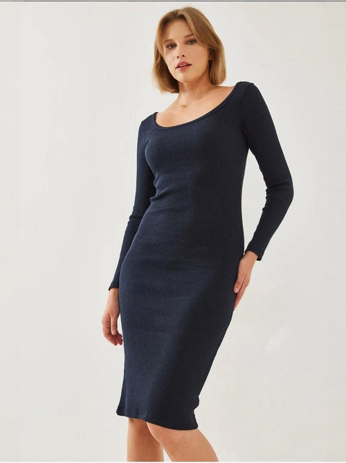 Vestido básico de canalé con cuello cuadrado y manga larga lucci - Kiabi