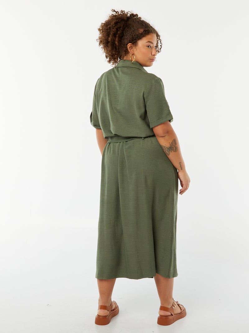 Vestido camisero corte midi de manga corta con cinturón Kaki - Kiabi
