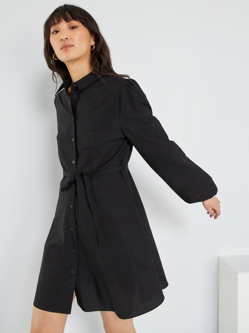 Vestido camisero corto con cinturón Negro - Kiabi