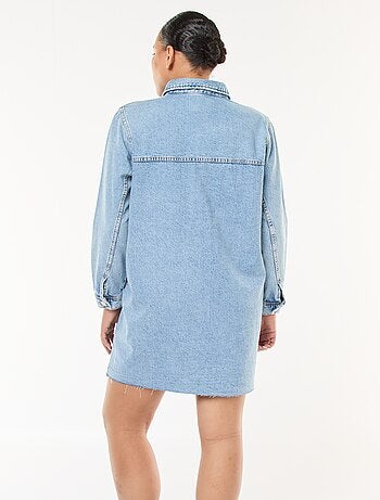 Vestido camisero corto vaquero con acabado deshilachado